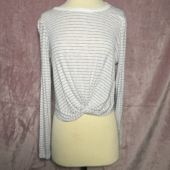 Aerie And Aeropostale Bundle (2) Womens Soft Shirts Long Sleeve Size Medium - Picture 7 of 12